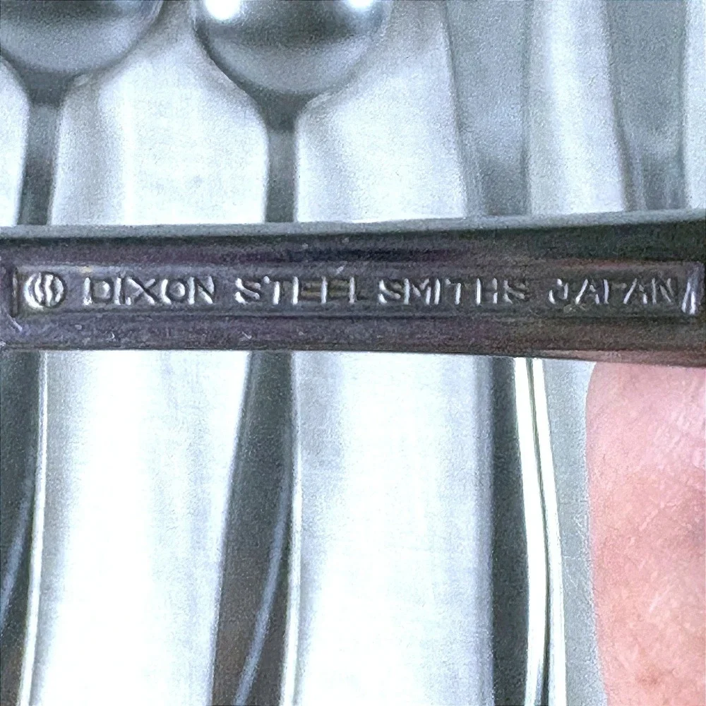 Dixon Steel Smiths Japan Stainless Flatware 12pc Set Swirl Handle Service for 4
